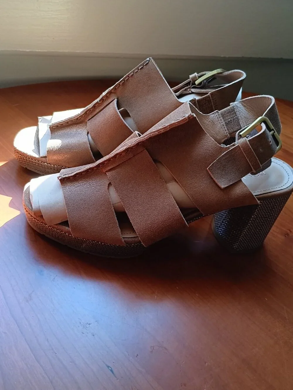 NWT Bronze Leather Block Heel Size 7.5 M Donald Pliner